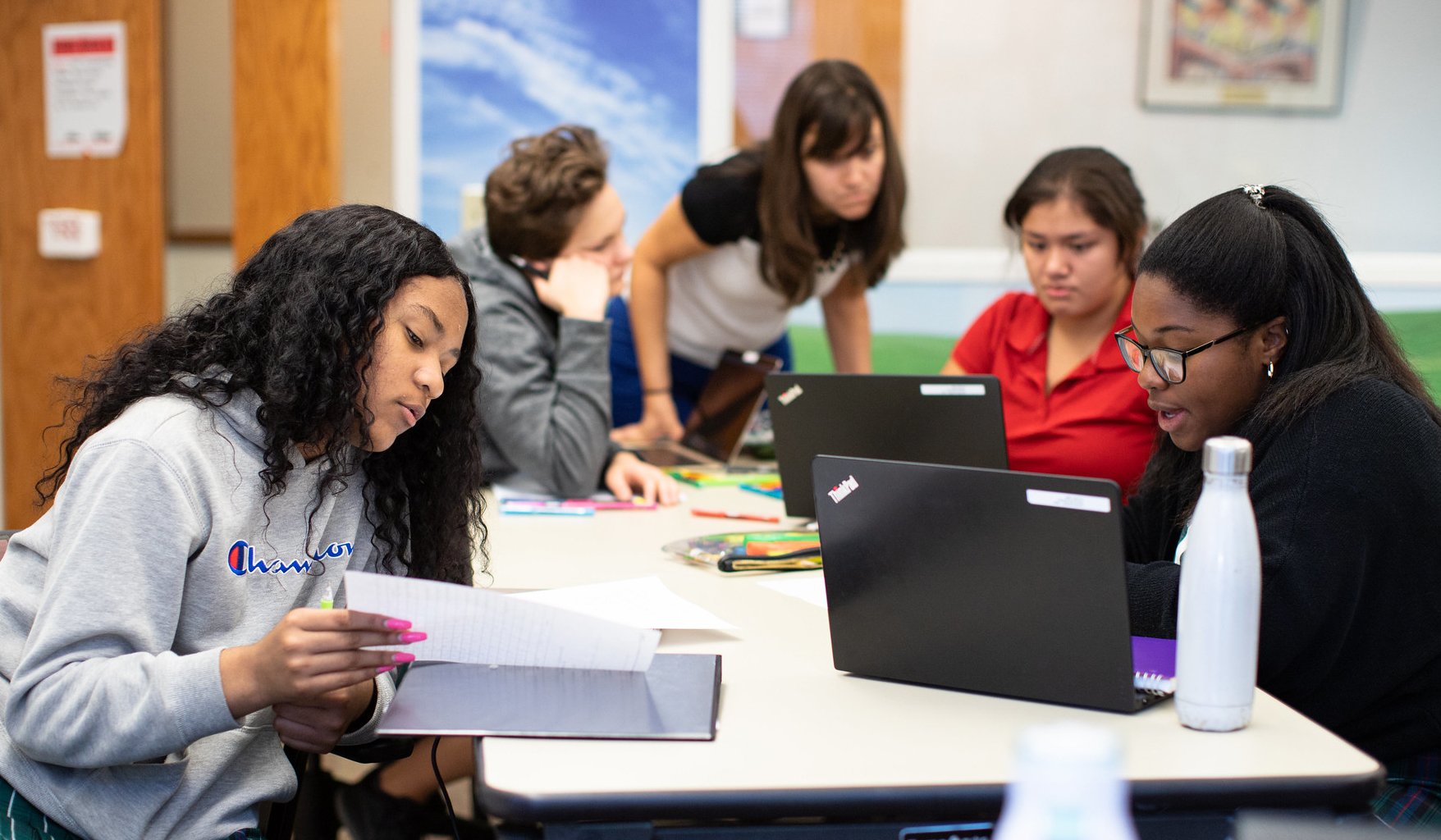 High school students at The Ellis School, an all-girls private school in Pittsburgh, study together.